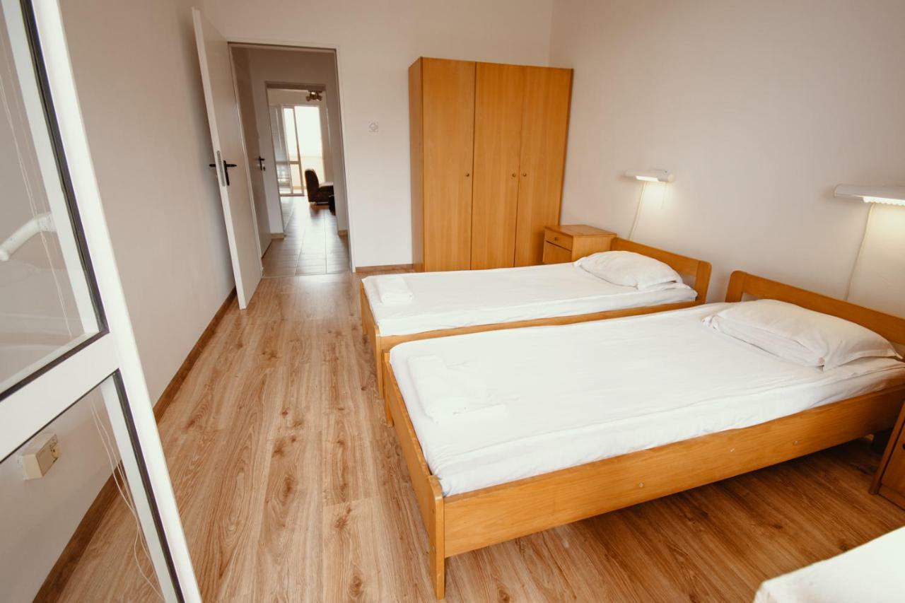 Holiday Village Apartment